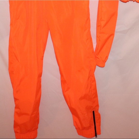 Orange Set - Picture 3 of 3